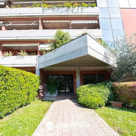 Apartament Little Flower