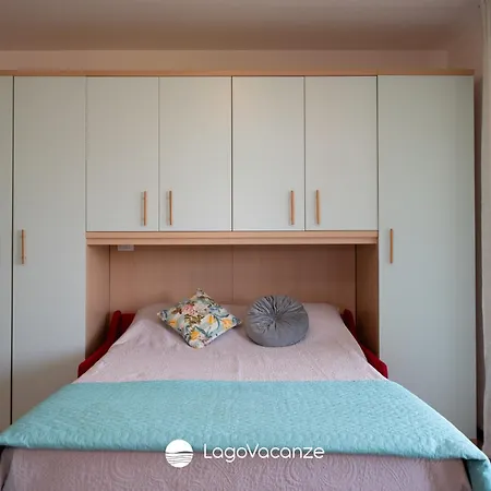 Little Flower Apartament *
