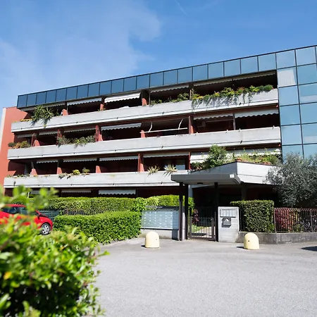 Apartament Little Flower Desenzano del Garda